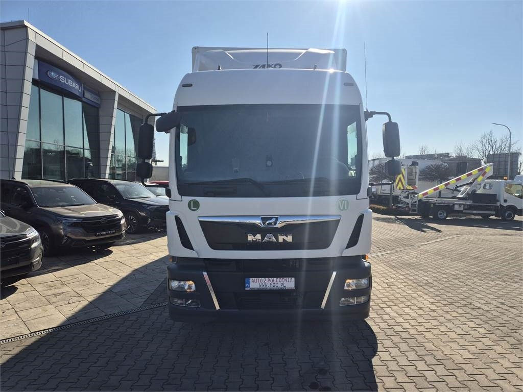 MAN TGM 15.290 / HIGH CONTAINER / SERVICED! / 1 OWNER - 박스 트럭 : 사진 3 MAN TGM 15.290 / HIGH CONTAINER / SERVICED! / 1 OWNER - 박스 트럭 : 사진 3