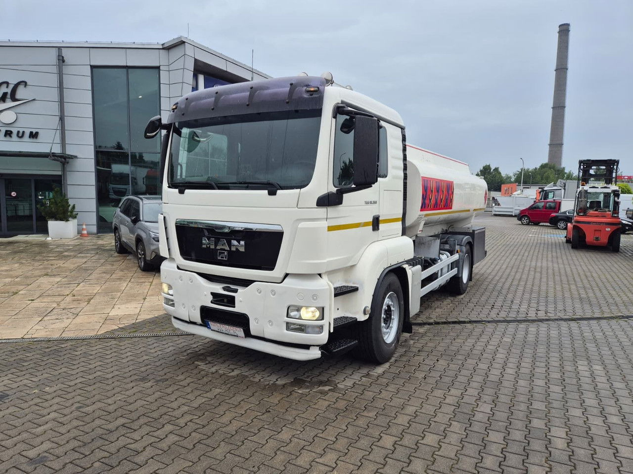 MAN TGS 18.360 OIL Transport / Good Condition - 유조트럭 : 사진 3 MAN TGS 18.360 OIL Transport / Good Condition - 유조트럭 : 사진 3