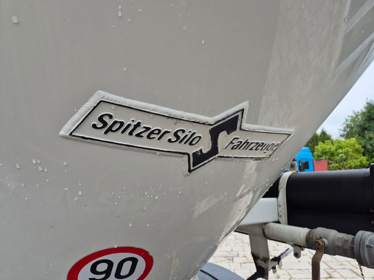 유조트럭 MAN TGS 26.480 Spritzer SILO : 사진 25 유조트럭 MAN TGS 26.480 Spritzer SILO : 사진 25