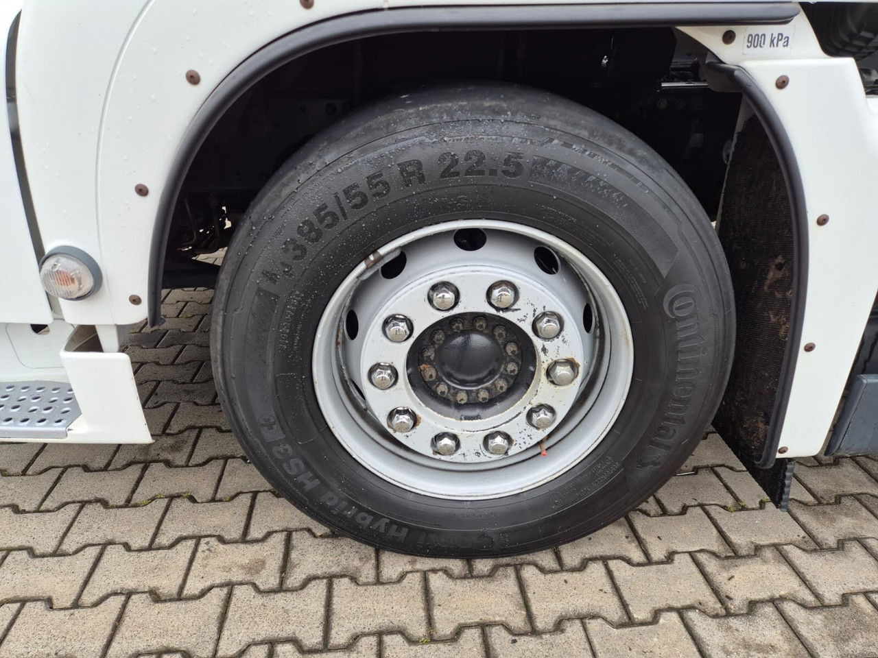 유조트럭 MAN TGS 26.480 Spritzer SILO : 사진 16 유조트럭 MAN TGS 26.480 Spritzer SILO : 사진 16