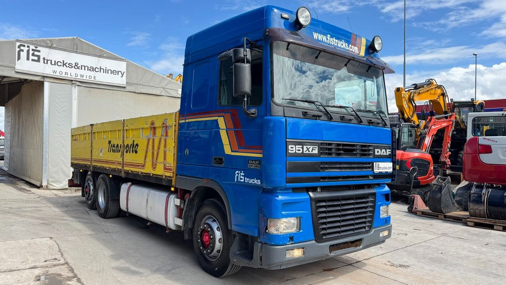 DAF XF 95.380 6X2 stake body - air condition - 드롭사이드/ 플랫베드 트럭 : 사진 3 DAF XF 95.380 6X2 stake body - air condition - 드롭사이드/ 플랫베드 트럭 : 사진 3