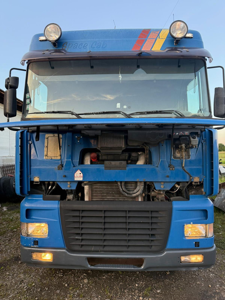 DAF XF 95.380 6X2 stake body - 드롭사이드/ 플랫베드 트럭 : 사진 4 DAF XF 95.380 6X2 stake body - 드롭사이드/ 플랫베드 트럭 : 사진 4