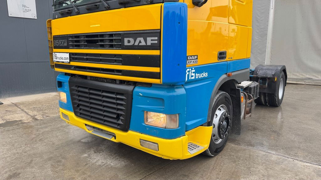 DAF XF 95.430 4x2 tractor unit - euro 3 - 트랙터 유닛 : 사진 2 DAF XF 95.430 4x2 tractor unit - euro 3 - 트랙터 유닛 : 사진 2