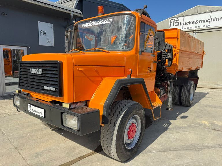 Iveco 160-23 4x4 tipper - crane 9m - 덤프트럭 : 사진 1 Iveco 160-23 4x4 tipper - crane 9m - 덤프트럭 : 사진 1