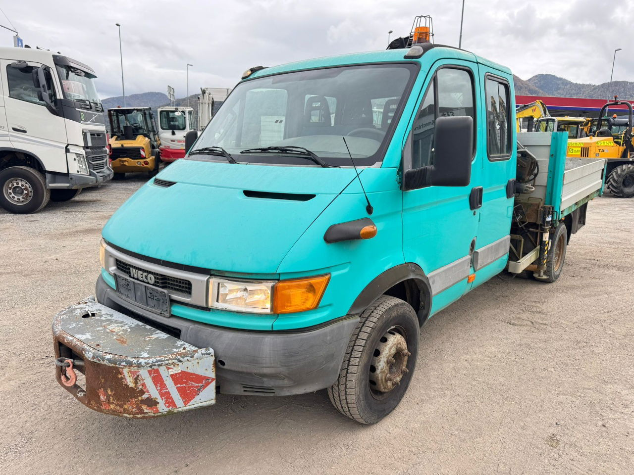 Iveco Daily 65 C15 stake body - Hiab 045-3 - 7.5M - 플랫베드 밴, 콤비 밴 : 사진 1 Iveco Daily 65 C15 stake body - Hiab 045-3 - 7.5M - 플랫베드 밴, 콤비 밴 : 사진 1