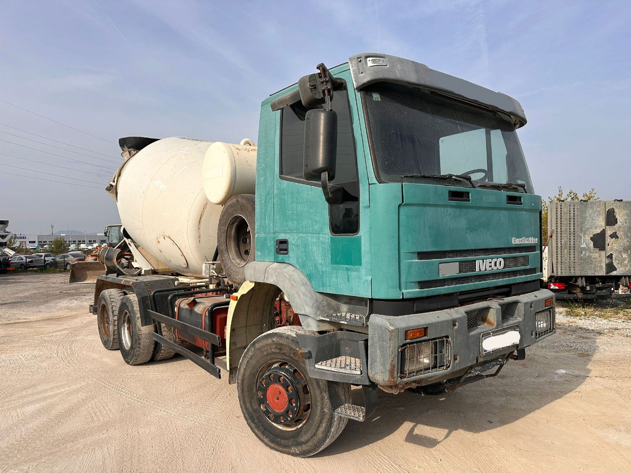 Iveco Eurotrakker 260E35W 6x6 mixer - 7m3 - 콘크리트 믹서 트럭 : 사진 3 Iveco Eurotrakker 260E35W 6x6 mixer - 7m3 - 콘크리트 믹서 트럭 : 사진 3