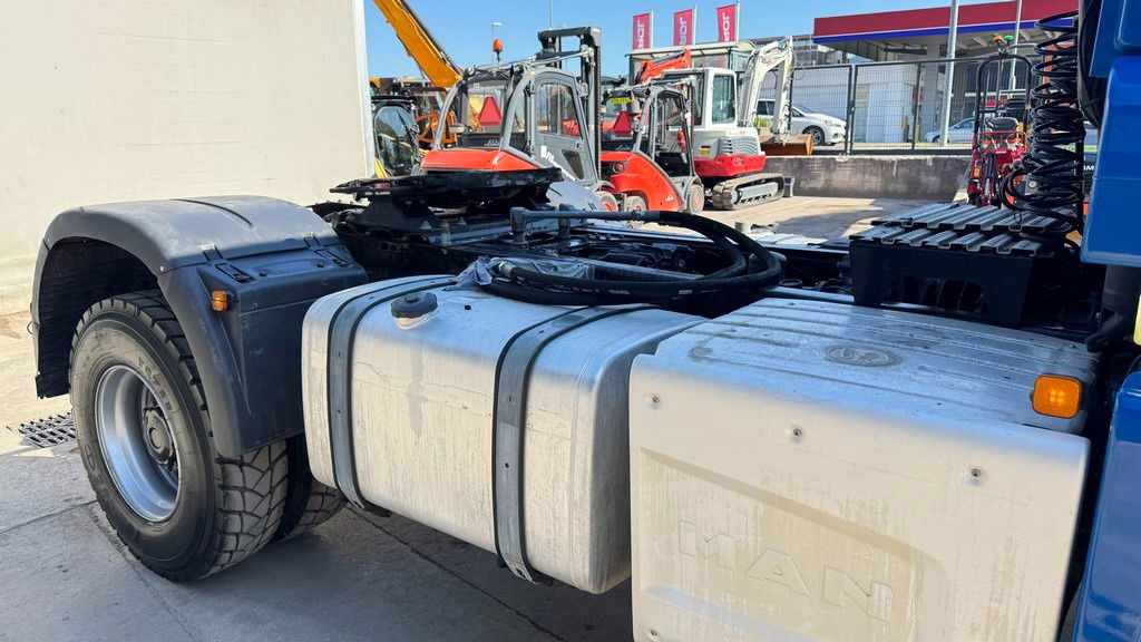 MAN TGS 18.500 4X4 tractor unit - cardan - spring - 트랙터 유닛 : 사진 4 MAN TGS 18.500 4X4 tractor unit - cardan - spring - 트랙터 유닛 : 사진 4