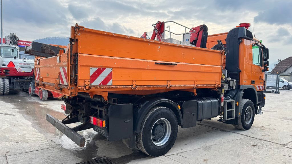 Mercedes-Benz Actros 1832 AK tipper 4x4 - crane Fassi 9.2M - remote control - 덤프트럭 : 사진 5 Mercedes-Benz Actros 1832 AK tipper 4x4 - crane Fassi 9.2M - remote control - 덤프트럭 : 사진 5