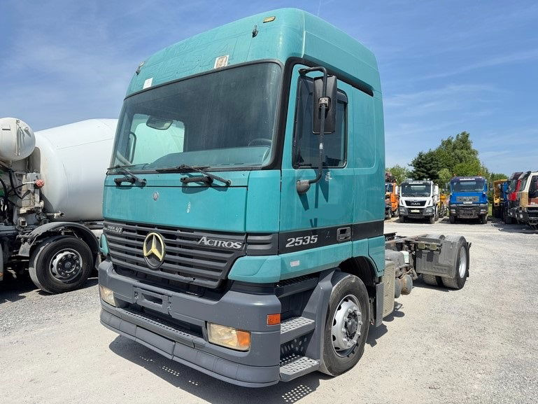 Mercedes-Benz Actros 1835 4x2 chassis / tractor - ac - 캡 새시 트럭 : 사진 1 Mercedes-Benz Actros 1835 4x2 chassis / tractor - ac - 캡 새시 트럭 : 사진 1