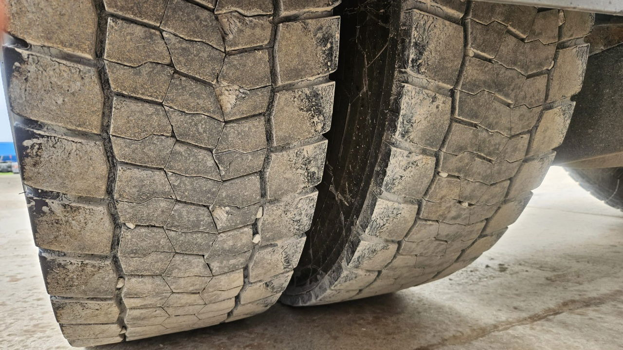 트랙터 유닛 Mercedes-Benz Actros 1841 LS - tipper hydraulics - retarder : 사진 15