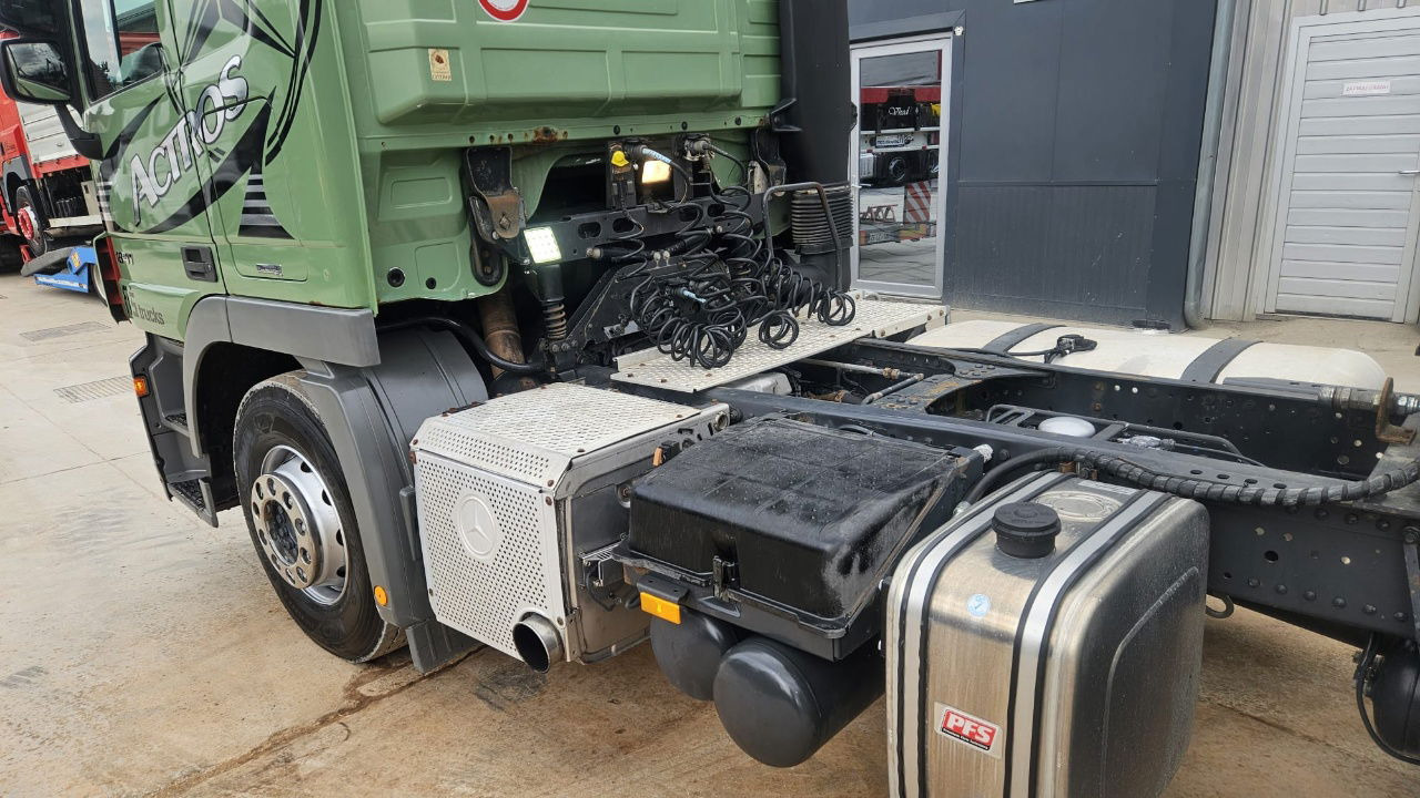 트랙터 유닛 Mercedes-Benz Actros 1841 LS - tipper hydraulics - retarder : 사진 38