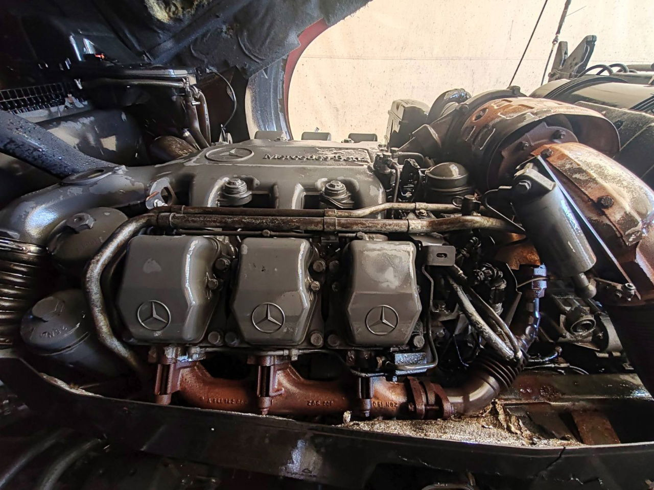 트랙터 유닛 Mercedes-Benz Actros 1844 4x2 tractor unit - retarder : 사진 10