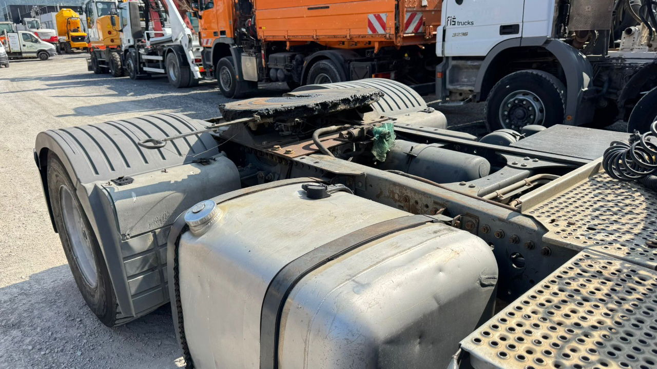 Mercedes-Benz Actros 1853 LS 4x2 tractor unit - air condition - 트랙터 유닛 : 사진 4 Mercedes-Benz Actros 1853 LS 4x2 tractor unit - air condition - 트랙터 유닛 : 사진 4