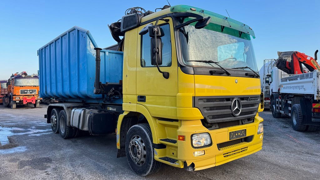 Mercedes-Benz Actros 2546 6x2 abroll tipper - crane LIV - scissors - retarder - lifting axle - 컨테이너 운반 장치/ 스와프 보디 트럭 : 사진 4 Mercedes-Benz Actros 2546 6x2 abroll tipper - crane LIV - scissors - retarder - lifting axle - 컨테이너 운반 장치/ 스와프 보디 트럭 : 사진 4