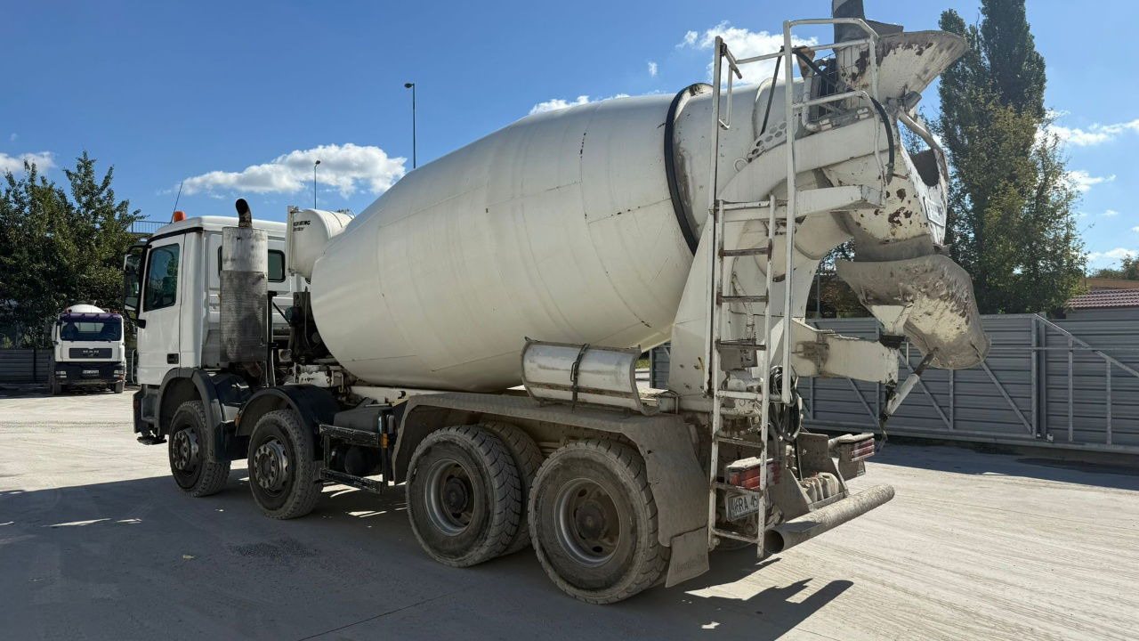 Mercedes-Benz Actros 3536 8x4 beton Schwing mixer 10m3 - 콘크리트 믹서 트럭 : 사진 3 Mercedes-Benz Actros 3536 8x4 beton Schwing mixer 10m3 - 콘크리트 믹서 트럭 : 사진 3