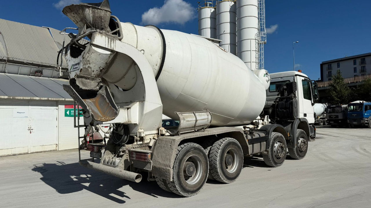 Mercedes-Benz Actros 3536 8x4 beton Schwing mixer 10m3 - 콘크리트 믹서 트럭 : 사진 4 Mercedes-Benz Actros 3536 8x4 beton Schwing mixer 10m3 - 콘크리트 믹서 트럭 : 사진 4
