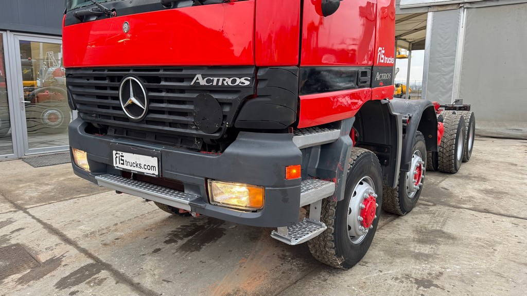 Mercedes-Benz Actros 4140 8x6 chassis - big axle - 캡 새시 트럭 : 사진 2 Mercedes-Benz Actros 4140 8x6 chassis - big axle - 캡 새시 트럭 : 사진 2