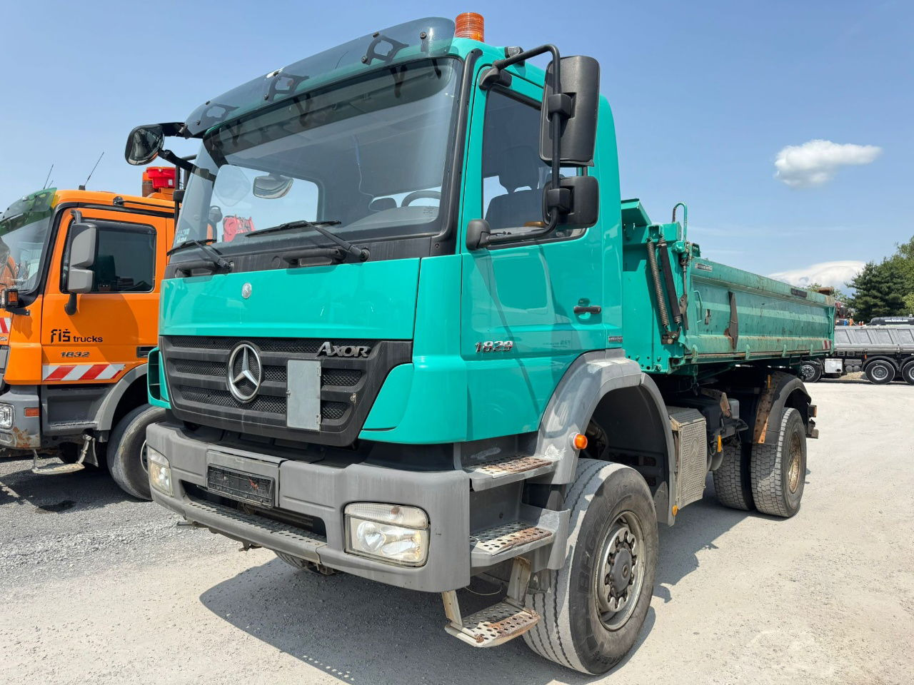 Mercedes-Benz Axor 1829 K 4x4 meiller tipper - Spring - 덤프트럭 : 사진 1 Mercedes-Benz Axor 1829 K 4x4 meiller tipper - Spring - 덤프트럭 : 사진 1