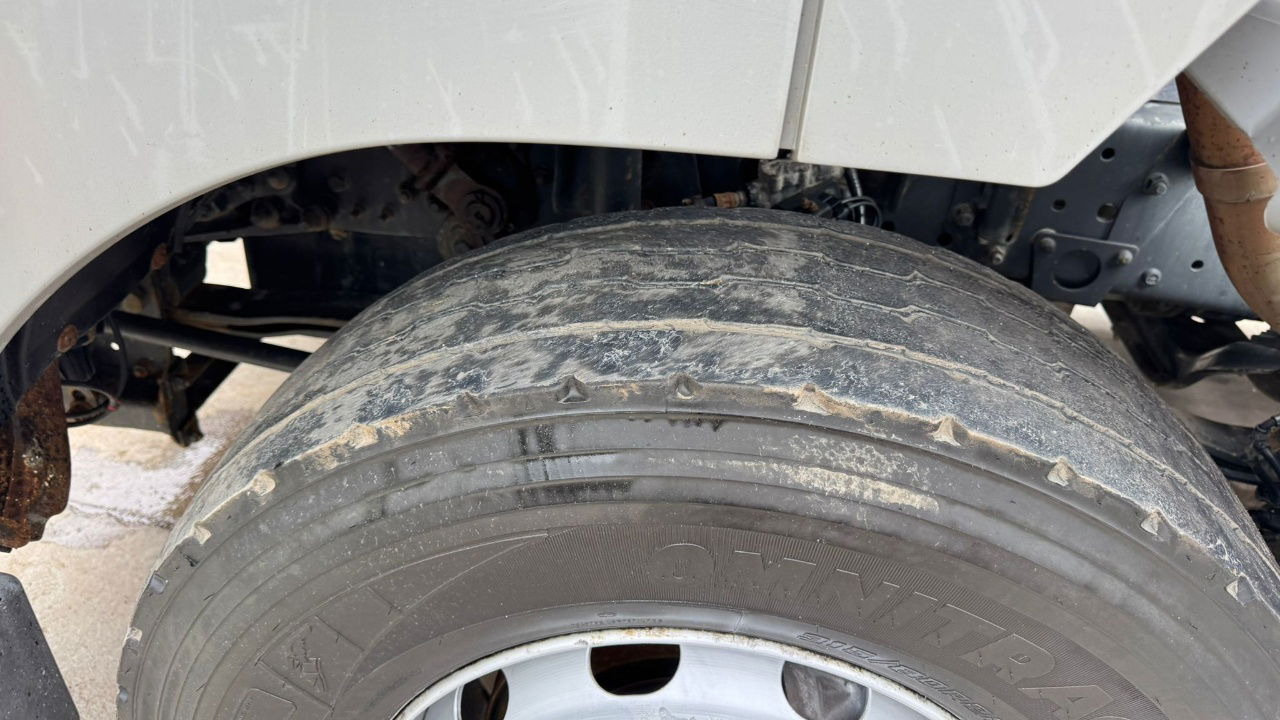 Mercedes-Benz Axor 1836 4x2 tipper hydraulics - 트랙터 유닛 : 사진 5 Mercedes-Benz Axor 1836 4x2 tipper hydraulics - 트랙터 유닛 : 사진 5