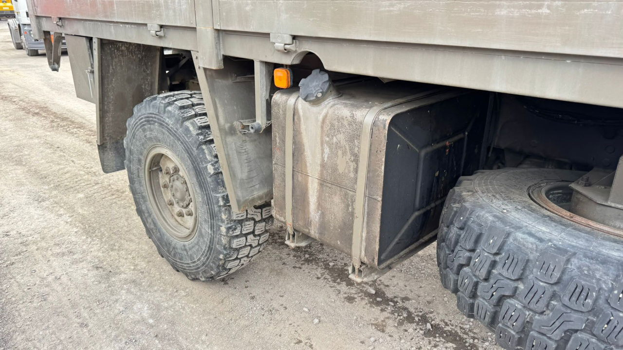 Steyr 12M18 4X4 stake body - truck - 커튼사이더 트럭 : 사진 3 Steyr 12M18 4X4 stake body - truck - 커튼사이더 트럭 : 사진 3