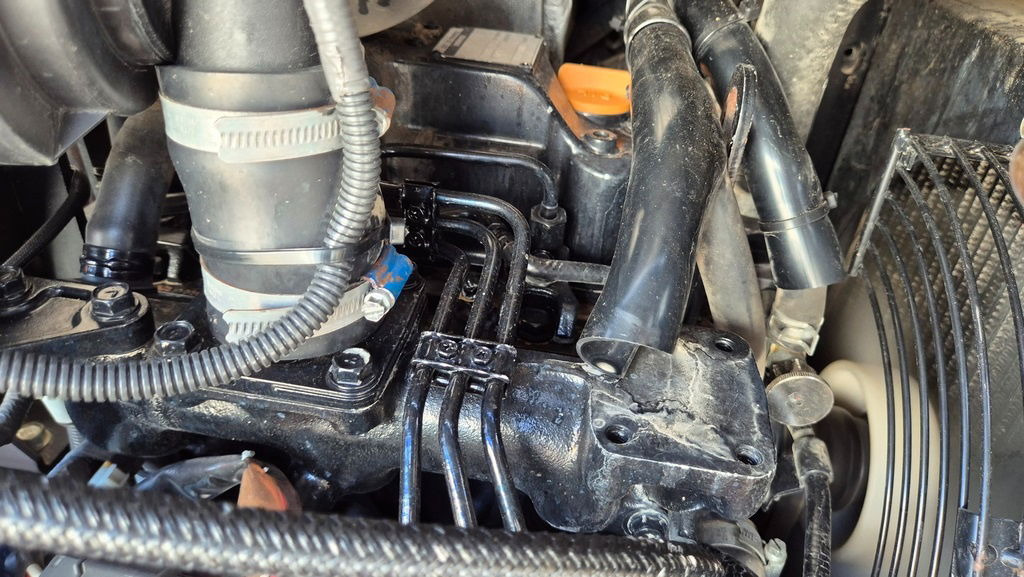 리스 Takeuchi TB138FR - Powertilt - 3X Buckets - 2015 Year Takeuchi TB138FR - Powertilt - 3X Buckets - 2015 Year : 사진 17 리스 Takeuchi TB138FR - Powertilt - 3X Buckets - 2015 Year Takeuchi TB138FR - Powertilt - 3X Buckets - 2015 Year : 사진 17