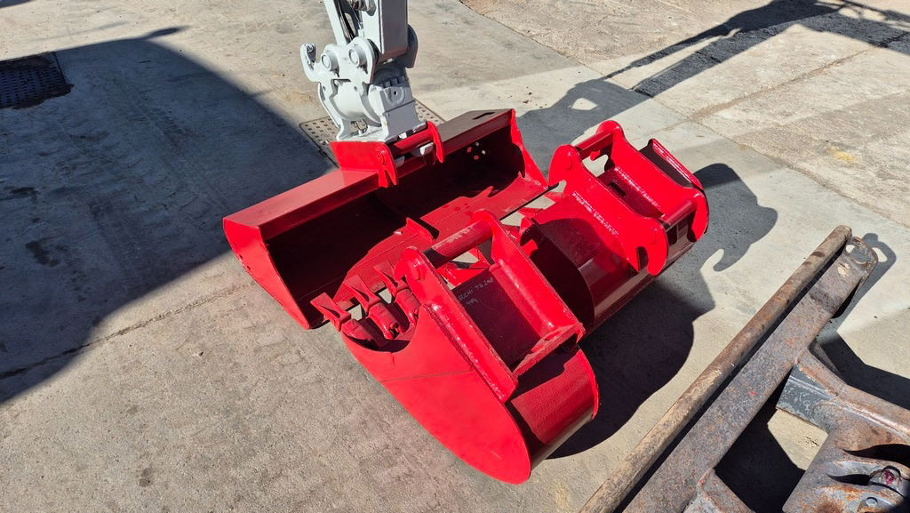 Takeuchi TB230 - Powertilt - 3X Buckets - 2017 Year - TOP Condition - 미니 굴삭기 : 사진 4 Takeuchi TB230 - Powertilt - 3X Buckets - 2017 Year - TOP Condition - 미니 굴삭기 : 사진 4