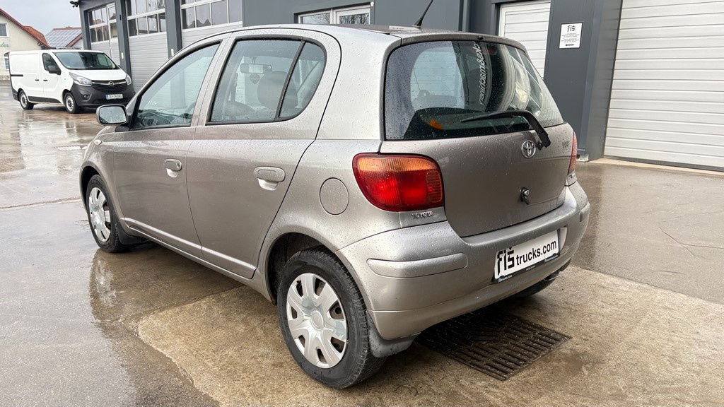 Toyota Yaris 1.3 - Petrol - 5 Doors - AC - 해치백 : 사진 4 Toyota Yaris 1.3 - Petrol - 5 Doors - AC - 해치백 : 사진 4