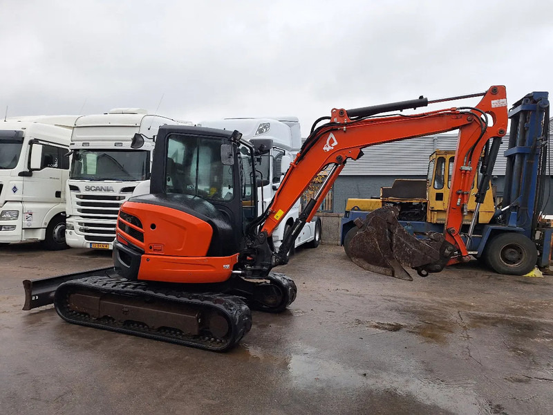 Kubota U48-4 Inclusif 3 buckets - 크롤러 굴삭기 : 사진 2 Kubota U48-4 Inclusif 3 buckets - 크롤러 굴삭기 : 사진 2