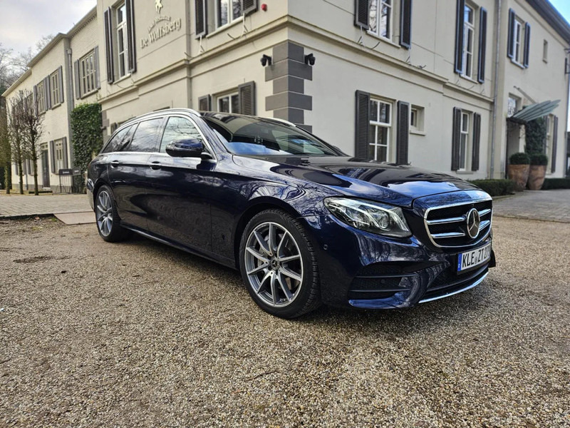 Mercedes-Benz E-Klasse E-Klasse - 차량 : 사진 1 Mercedes-Benz E-Klasse E-Klasse - 차량 : 사진 1