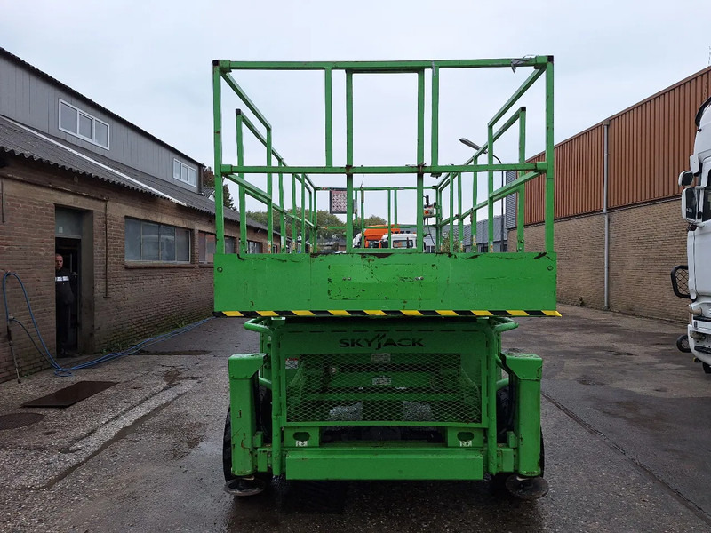 Skyjack SJ-8831 - 시저 리프트 : 사진 5 Skyjack SJ-8831 - 시저 리프트 : 사진 5