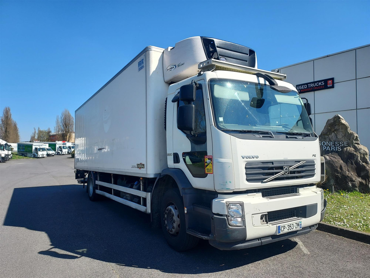 RENAULT FE 260 - 냉동탑차 : 사진 2 RENAULT FE 260 - 냉동탑차 : 사진 2