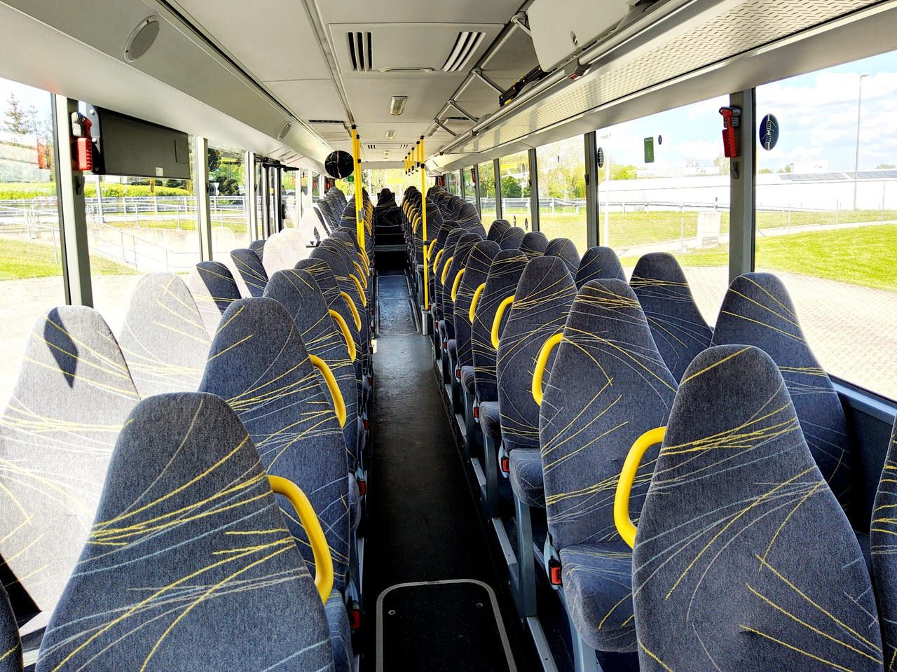 Mercedes Benz O 550 Integro L 65 Sitze / 360 PS-Euro 6 / Lift / Automatik - 교외 버스 : 사진 5 Mercedes Benz O 550 Integro L 65 Sitze / 360 PS-Euro 6 / Lift / Automatik - 교외 버스 : 사진 5