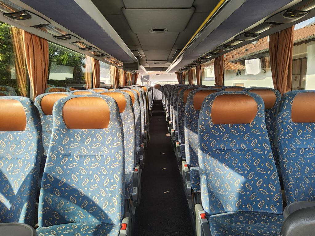 Setra S 415 GT HD / ORIGINAL KM !! / WC / 49+1+1 - 대형 버스 : 사진 5 Setra S 415 GT HD / ORIGINAL KM !! / WC / 49+1+1 - 대형 버스 : 사진 5