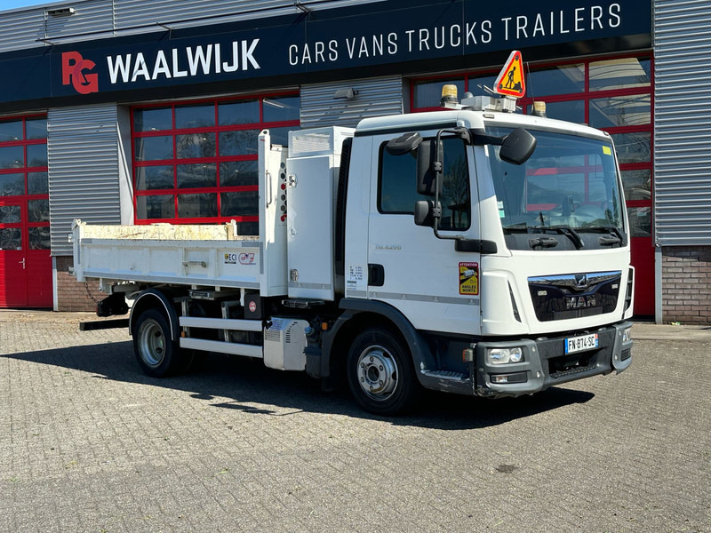 MAN TGL 8.220 2 sides tipper Kipper - 덤프트럭 : 사진 3 MAN TGL 8.220 2 sides tipper Kipper - 덤프트럭 : 사진 3