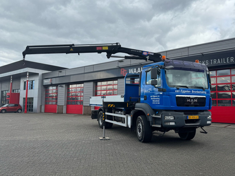 MAN TGM 18-290 4x4 Kraan met Open laadbak HMF Kraan 13 T - 크레인 트럭 : 사진 5 MAN TGM 18-290 4x4 Kraan met Open laadbak HMF Kraan 13 T - 크레인 트럭 : 사진 5