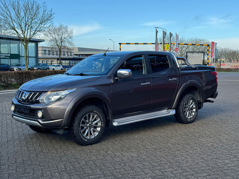 Mitsubishi L200 4*4 Cleartec Dubbel Cab airco - 픽업트럭 : 사진 3 Mitsubishi L200 4*4 Cleartec Dubbel Cab airco - 픽업트럭 : 사진 3