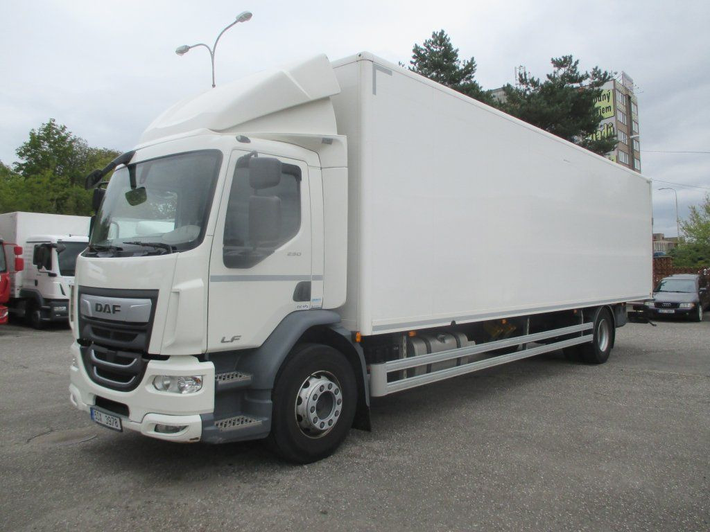 DAF 18.290 DAF 18.290 - 박스 트럭 : 사진 1 DAF 18.290 DAF 18.290 - 박스 트럭 : 사진 1