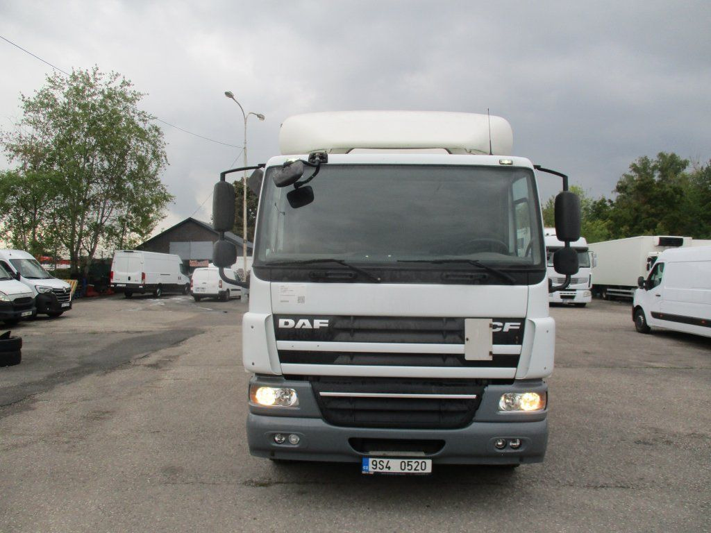 DAF CF 75.310 - 박스 트럭 : 사진 2 DAF CF 75.310 - 박스 트럭 : 사진 2