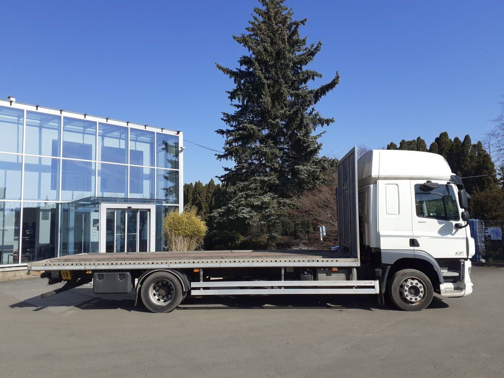 DAF CF320 EURO 6 - 드롭사이드/ 플랫베드 트럭 : 사진 5 DAF CF320 EURO 6 - 드롭사이드/ 플랫베드 트럭 : 사진 5
