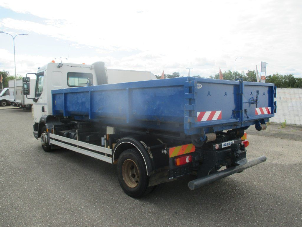 DAF LF 12.250 - 후크 리프트 트럭 : 사진 3 DAF LF 12.250 - 후크 리프트 트럭 : 사진 3