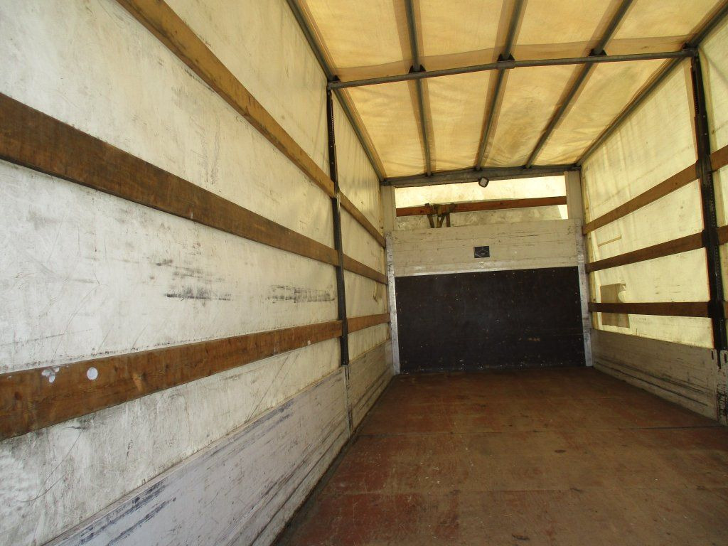 커튼사이더 트럭 DAF LF 12.260 : 사진 8