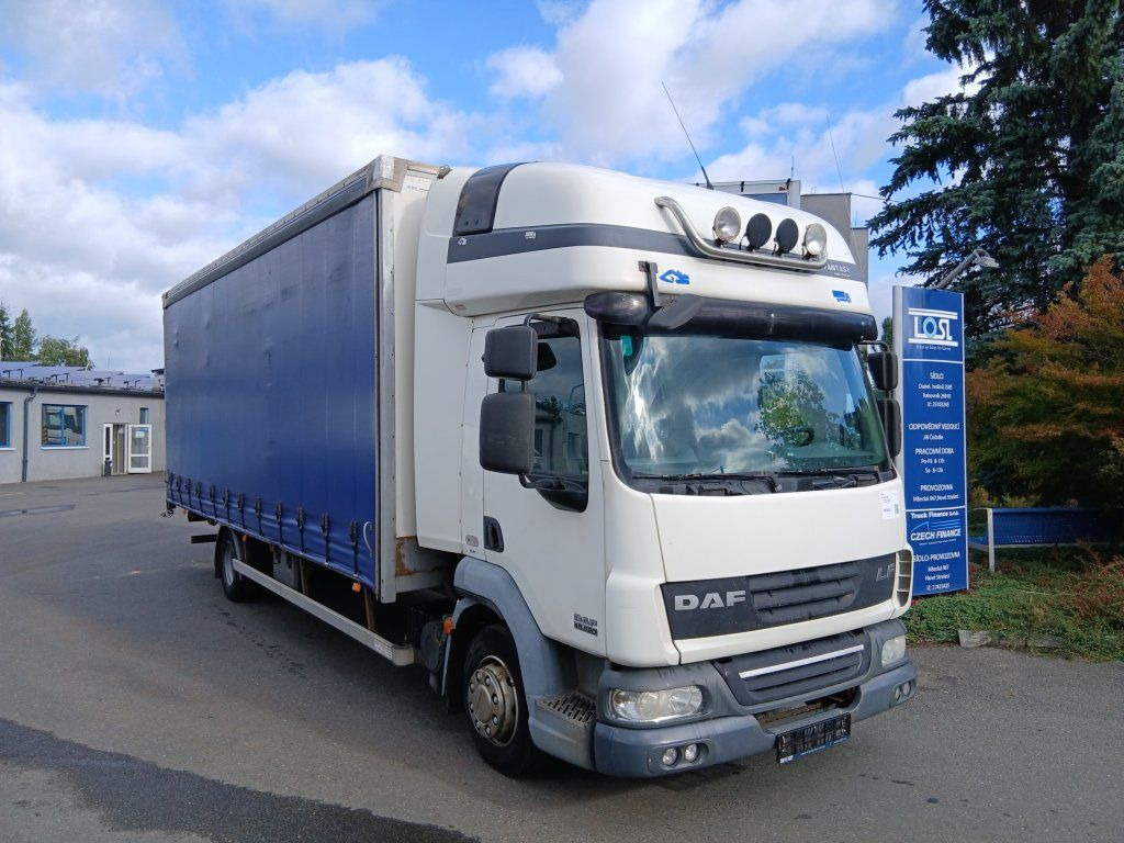 DAF LF45.220 EURO 4 - 커튼사이더 트럭 : 사진 2 DAF LF45.220 EURO 4 - 커튼사이더 트럭 : 사진 2