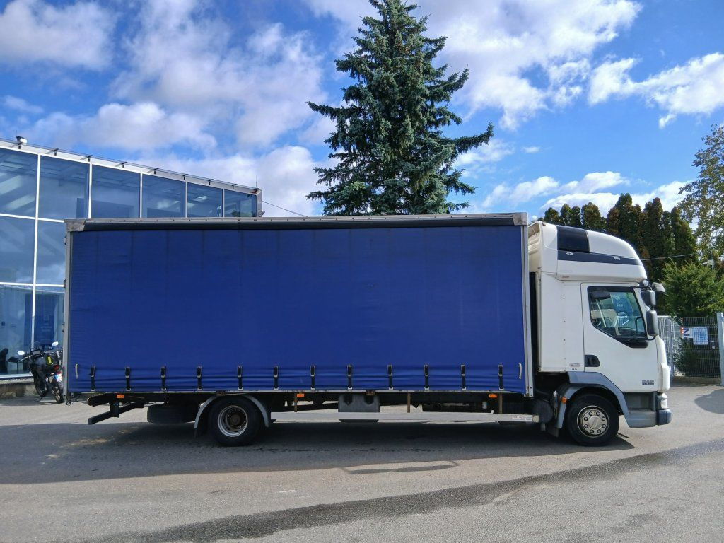 DAF LF45.220 EURO 4 - 커튼사이더 트럭 : 사진 3 DAF LF45.220 EURO 4 - 커튼사이더 트럭 : 사진 3