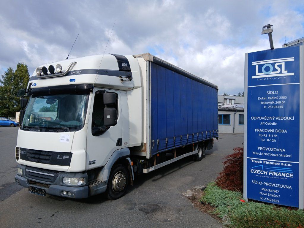 DAF LF45.220 EURO 4 - 커튼사이더 트럭 : 사진 1 DAF LF45.220 EURO 4 - 커튼사이더 트럭 : 사진 1