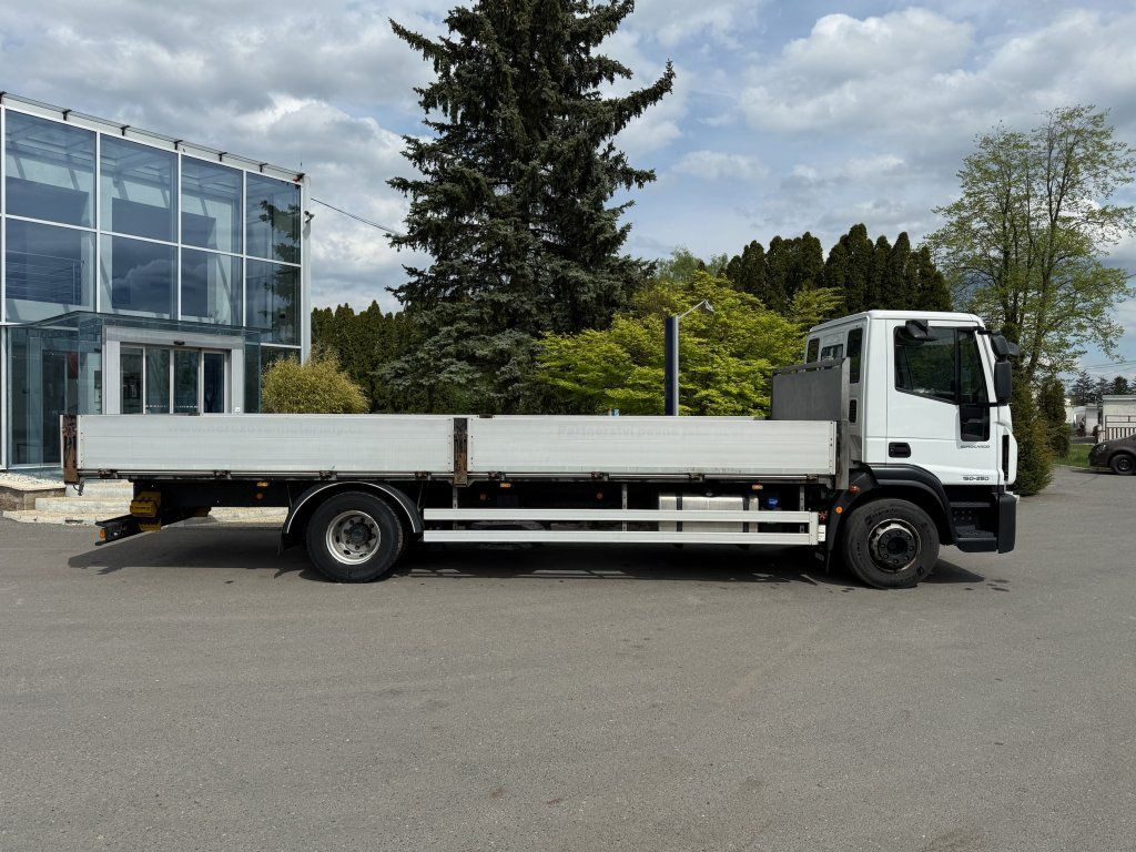 Iveco 150E25 EURO 6 - 드롭사이드/ 플랫베드 트럭 : 사진 3 Iveco 150E25 EURO 6 - 드롭사이드/ 플랫베드 트럭 : 사진 3
