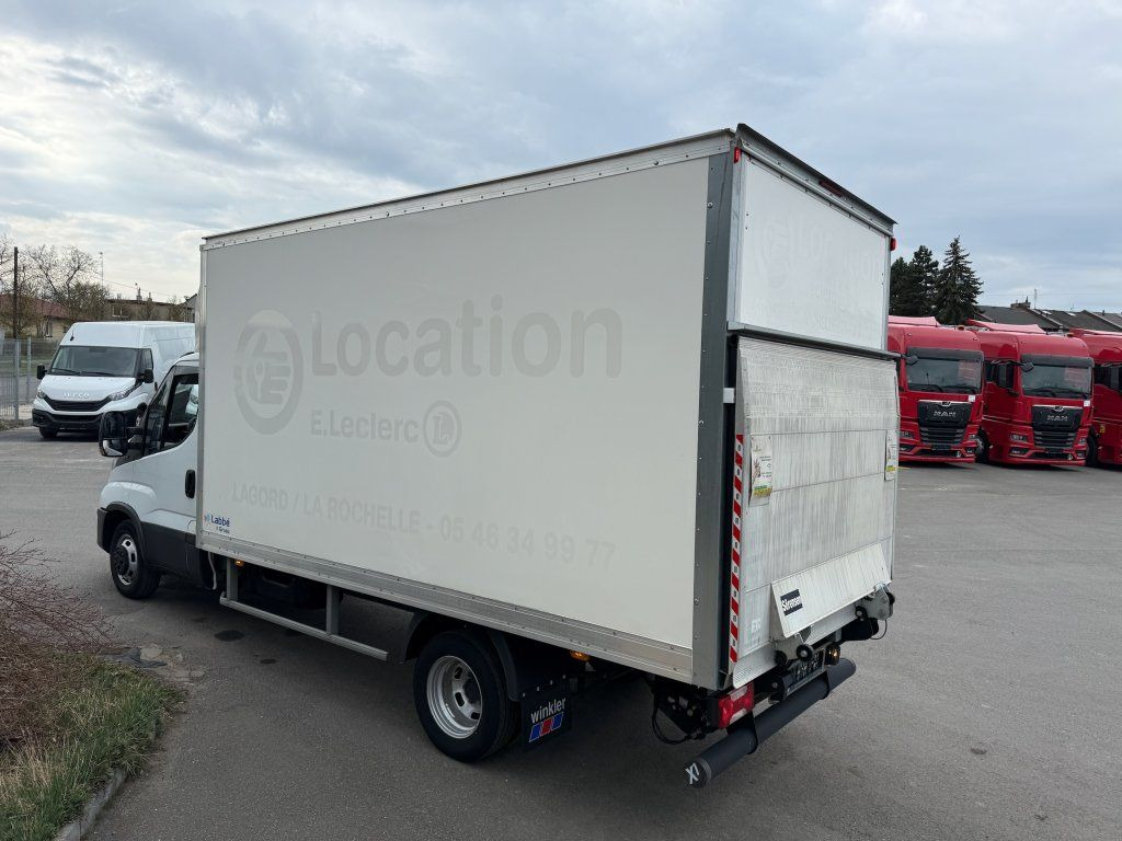 Iveco 35C16 Daily 3,0l - 박스 밴 : 사진 4 Iveco 35C16 Daily 3,0l - 박스 밴 : 사진 4