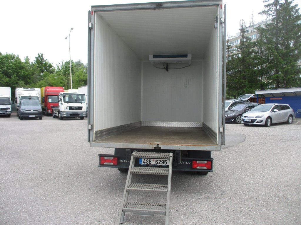 Iveco Daily 35C15 - 냉동 밴 : 사진 4 Iveco Daily 35C15 - 냉동 밴 : 사진 4