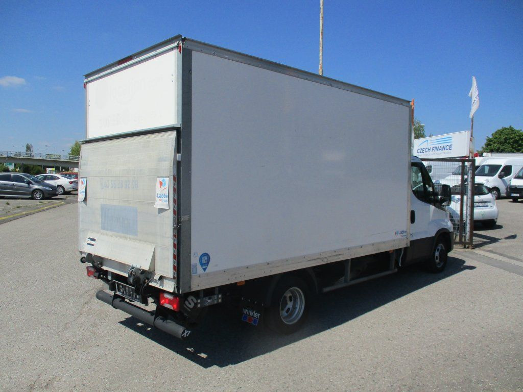 Iveco Daily 35C16 3.0 - 박스 밴 : 사진 5 Iveco Daily 35C16 3.0 - 박스 밴 : 사진 5