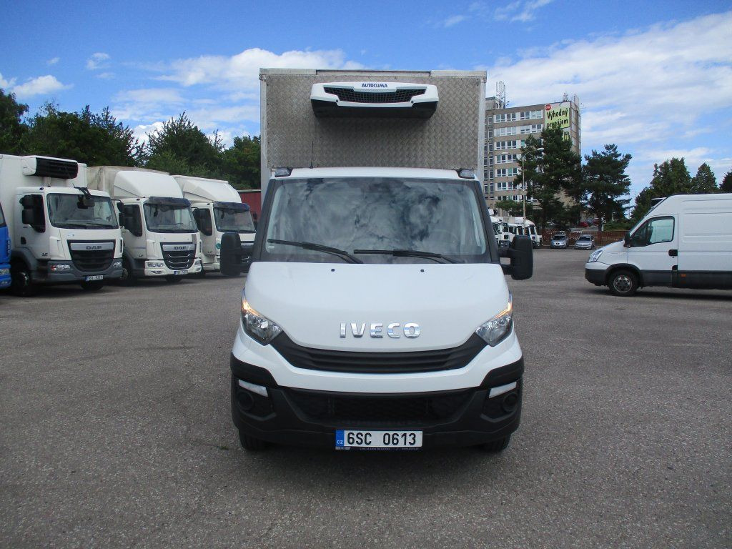 Iveco Daily 35C16 Dhollandia - 냉동 밴 : 사진 2 Iveco Daily 35C16 Dhollandia - 냉동 밴 : 사진 2