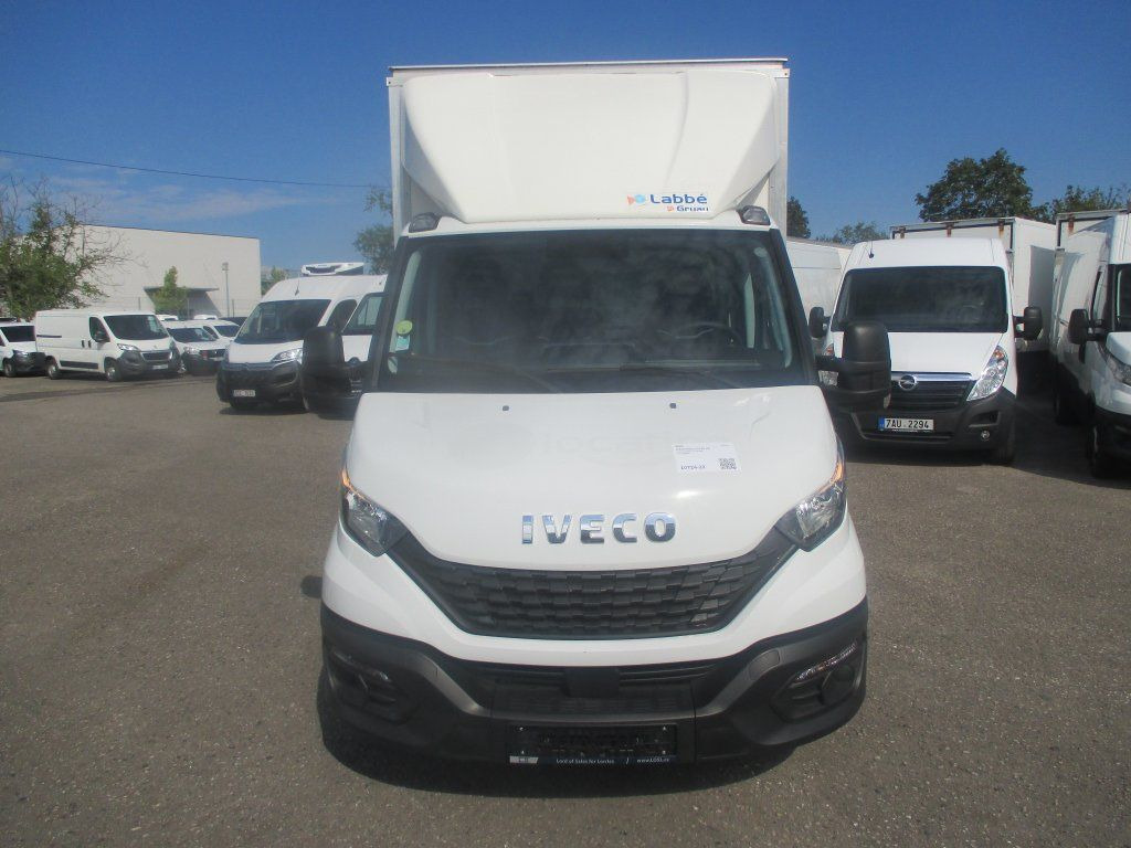 Iveco Daily 35C16 - 박스 밴 : 사진 2 Iveco Daily 35C16 - 박스 밴 : 사진 2